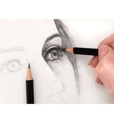 Pencils Graphite Essentials nr.04