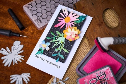 2D Texture Fades w/ Thinlits Die by Tim Holtz Vault Side-Order Floristry (1+11pcs)